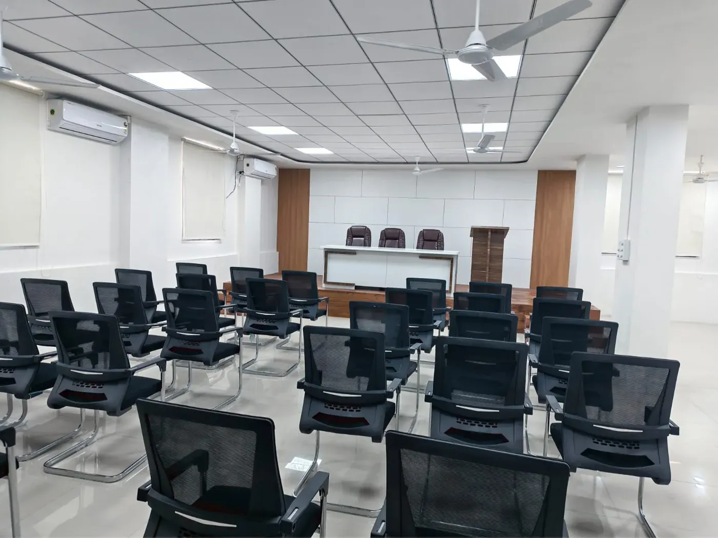 Executive Corporate Office interior photograph 3